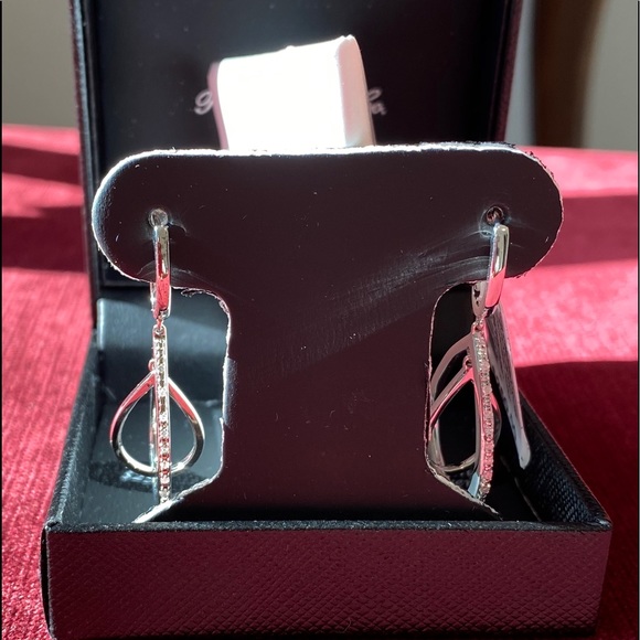 Diamond interlocking Drop Earrings Brand New - Picture 7 of 10